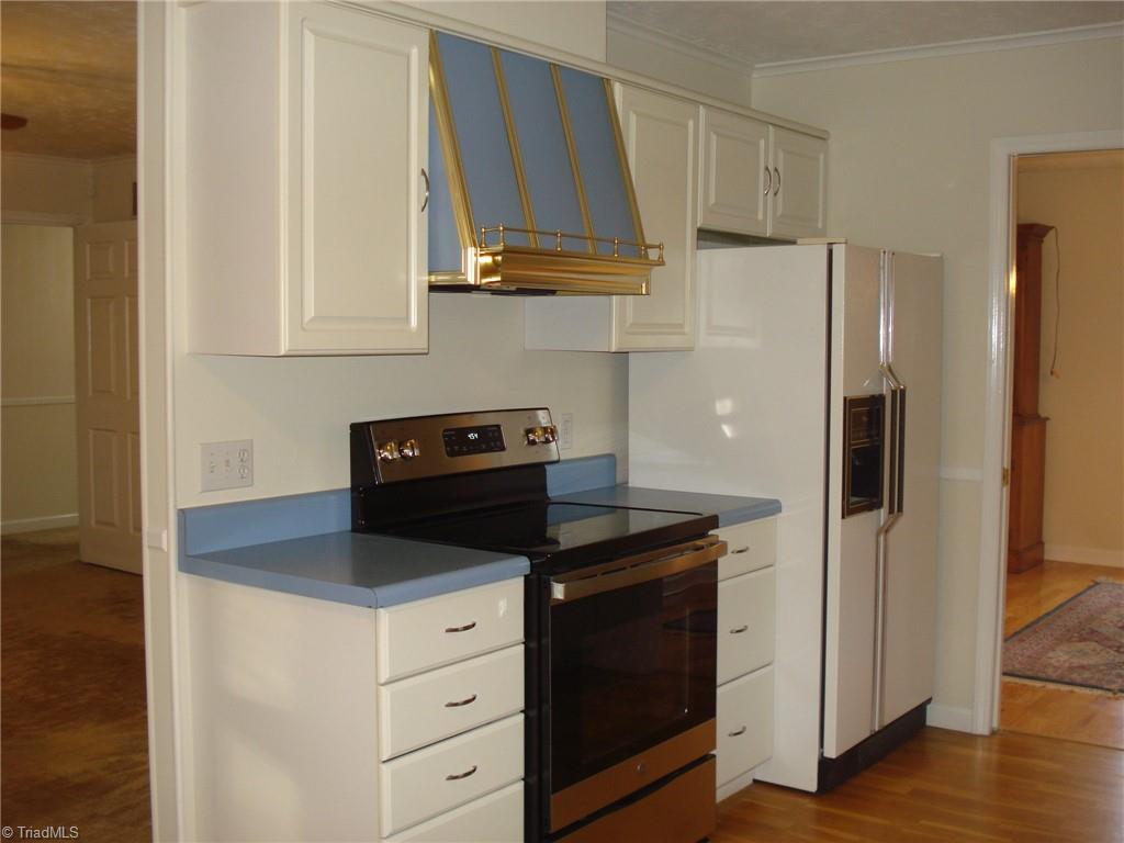 393 Bailey Road Winston-Salem, NC 27107 - Photo 8 of 34 Gallery Image 8