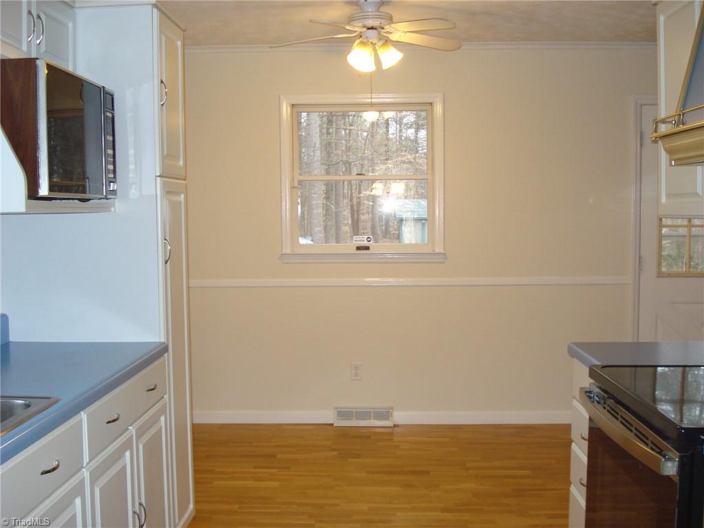 393 Bailey Road Winston-Salem, NC 27107 - Photo 9 of 34 Gallery Image 9