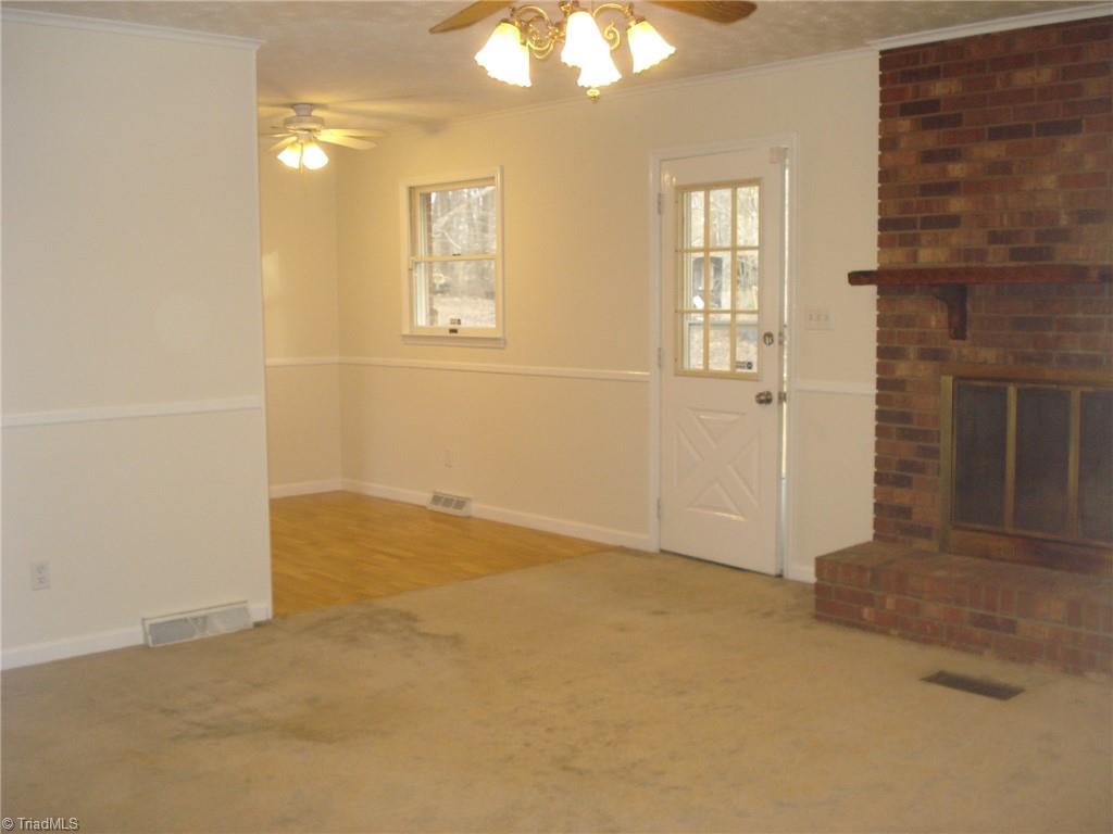 393 Bailey Road Winston-Salem, NC 27107 - Photo 10 of 34 Gallery Image 10
