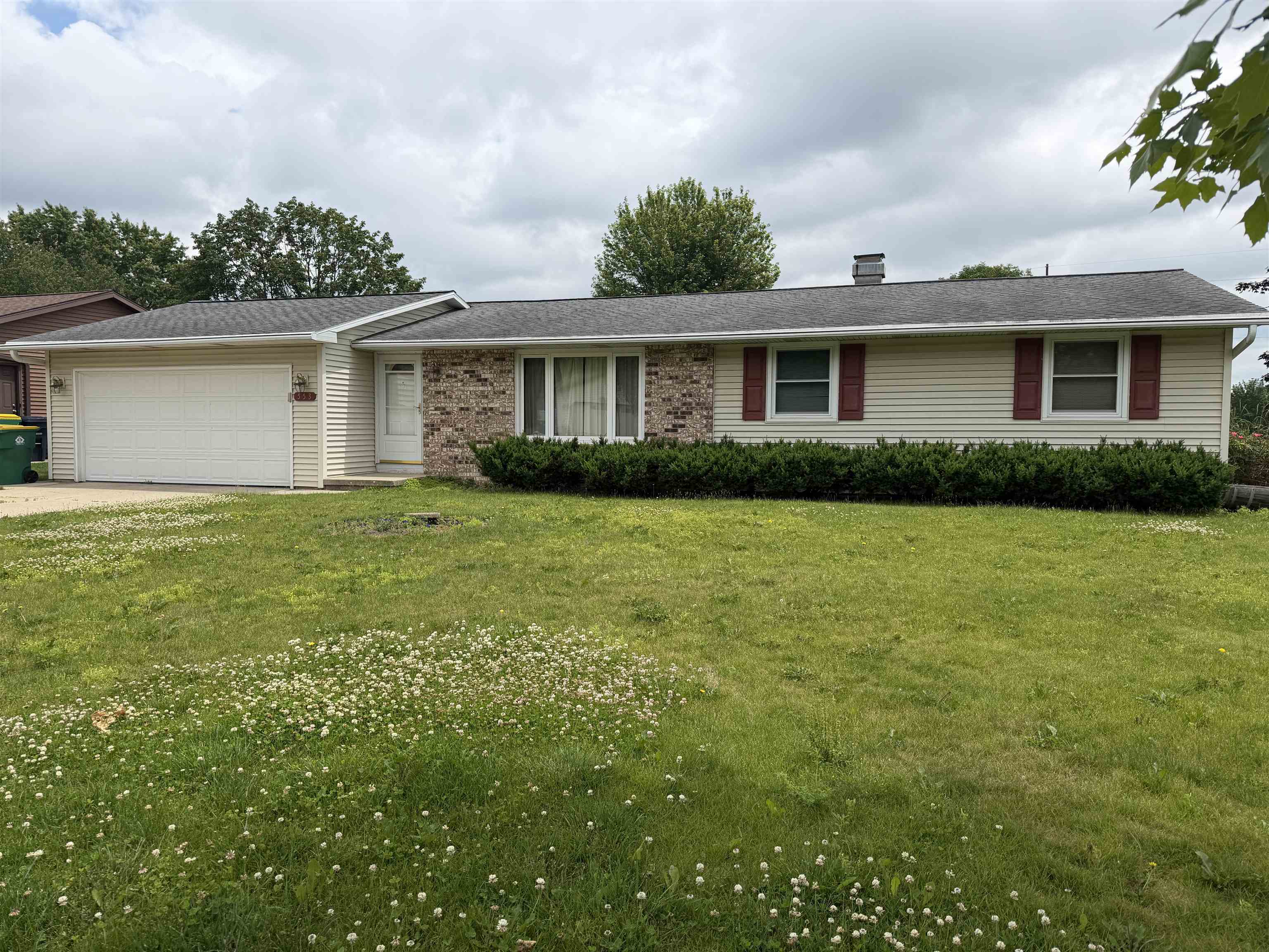 553 Delwiche Road Green Bay, WI 54302 - Photo 1 of 27