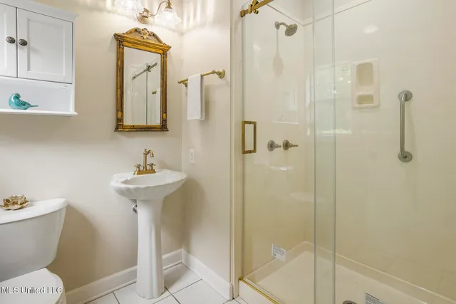 $385,000 | 1918 Old Highway 16, Benton, MS 39039