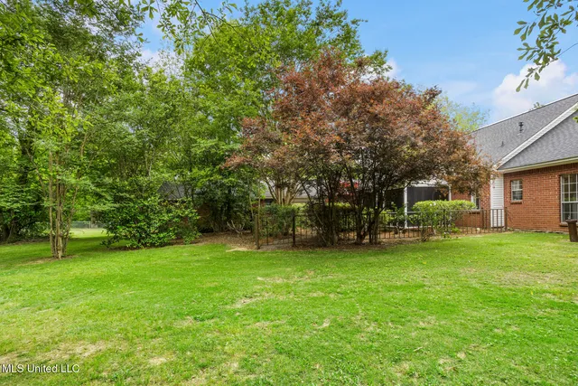 $385,000 | 1918 Old Highway 16, Benton, MS 39039