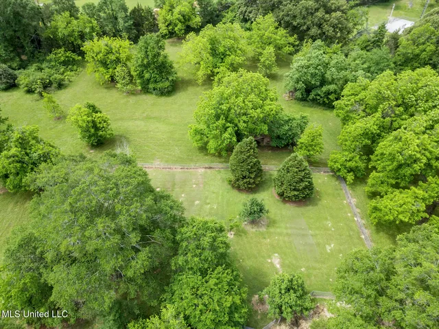 $385,000 | 1918 Old Highway 16, Benton, MS 39039