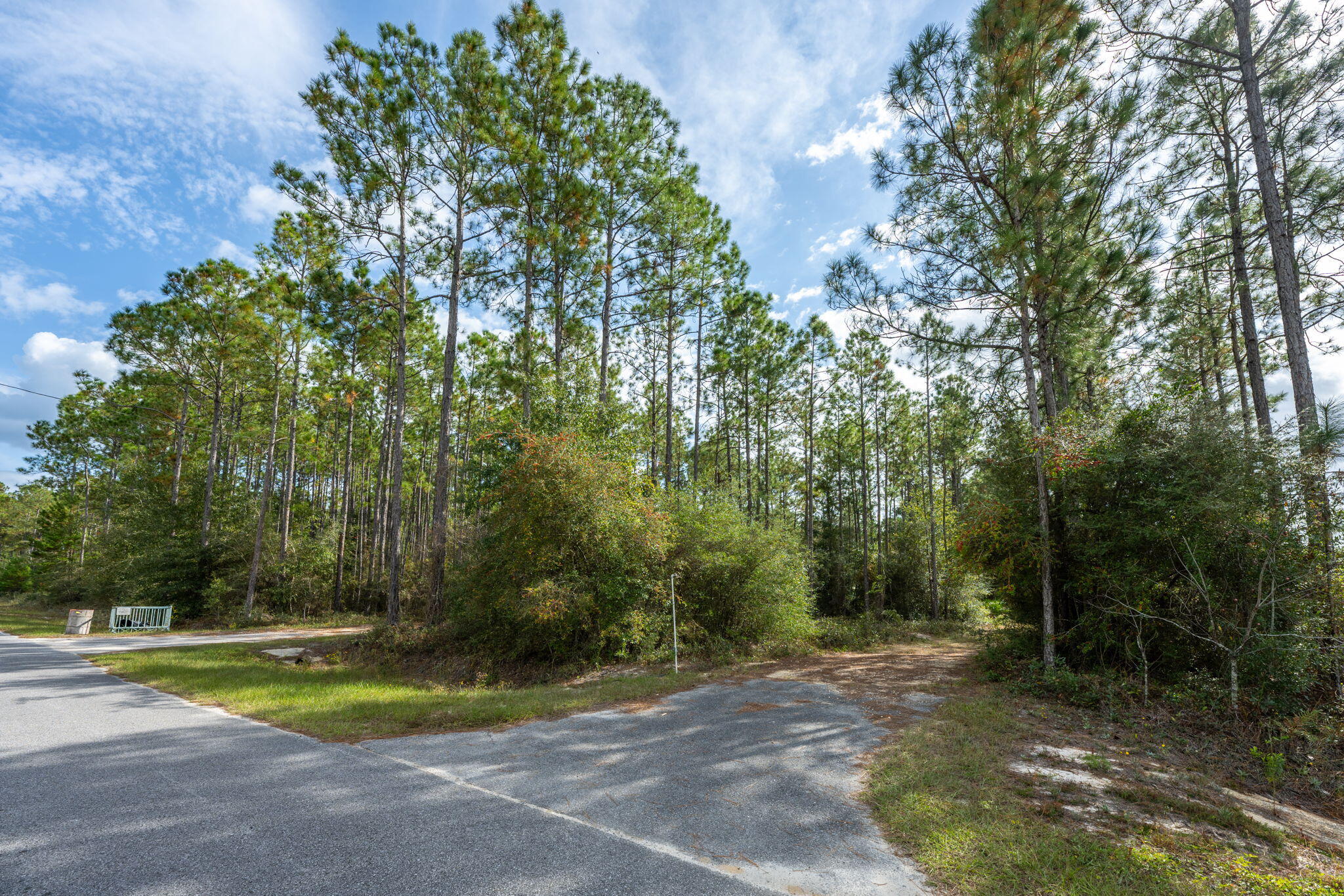 526 Don Graff Road Freeport, FL 32439 - Photo 1 of 20 a view of a park