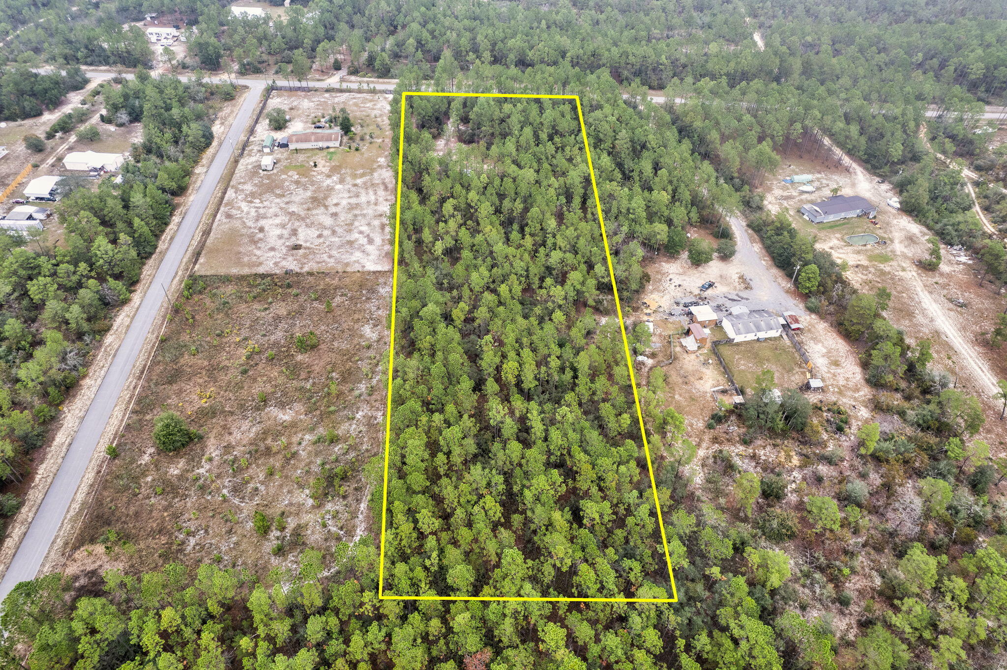 526 Don Graff Road Freeport, FL 32439 - Photo 19 of 20 an aerial view of residential house with an outdoor space