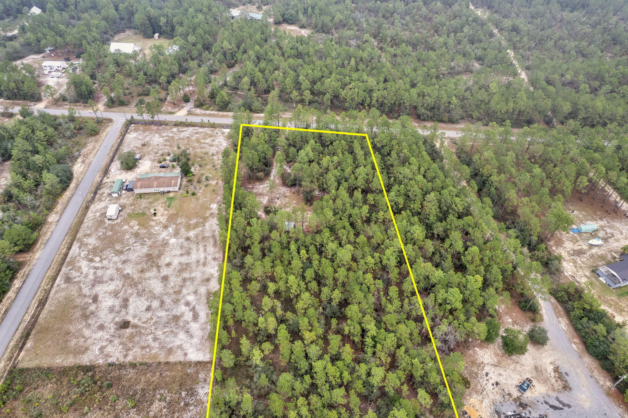 526 Don Graff Road Freeport, FL 32439 - Photo 20 of 20 a view of a yard