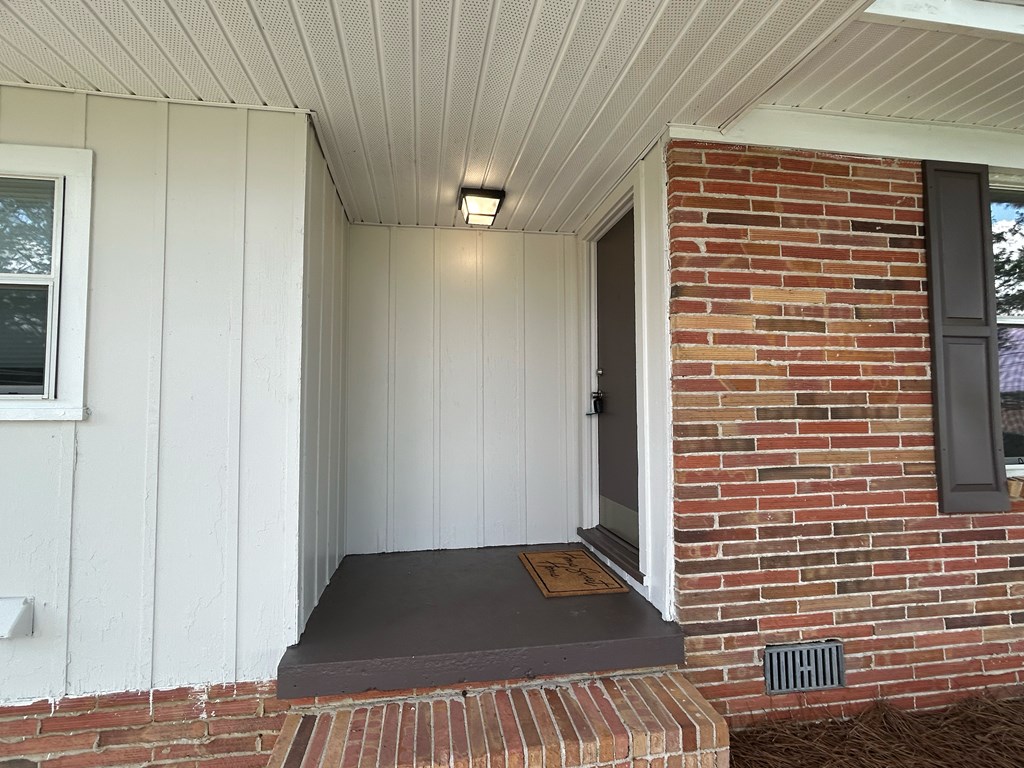 106 Tv Road Dothan, AL 36301 - Photo 4 of 35 Covered Front Porch, Front Door