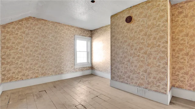 $499,900 | 1096 Victor Road, Macedon, NY 14502