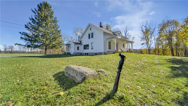 $499,900 | 1096 Victor Road, Macedon, NY 14502