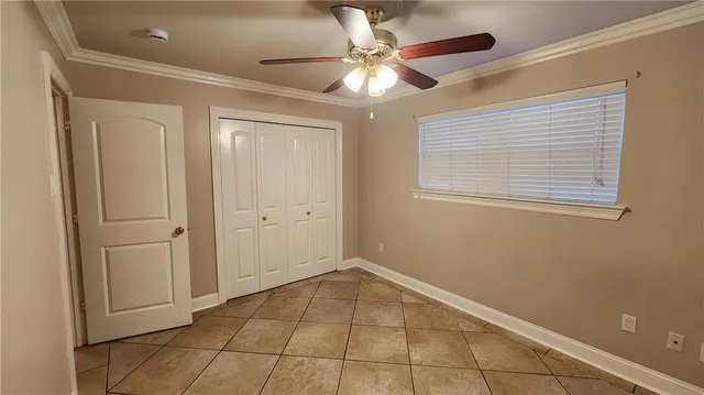 $2,400 | 2213 Stall Drive, Harvey, LA 70058