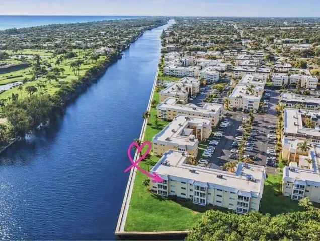 $439,900 | 1 Colonial Club Drive, Unit 304, Boynton Beach, FL 33435