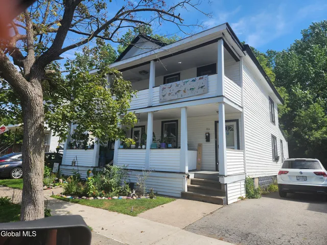 $195,000 | 21 Walnut Street, Glens Falls, NY 12801