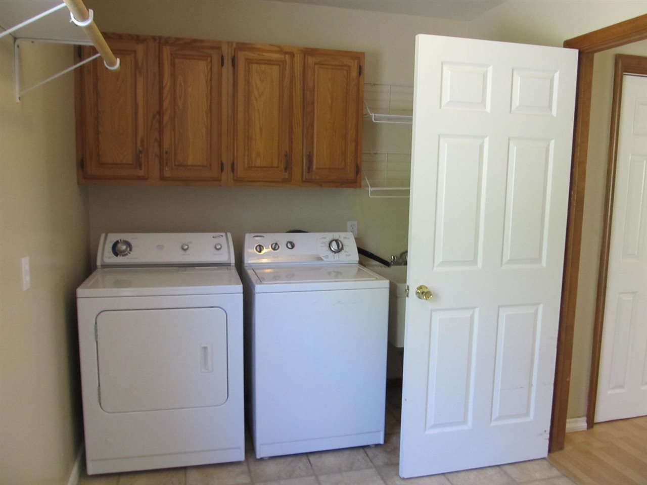 10946 North Black River Road Cheboygan, MI 49721 - Photo 14 of 39 1835363-13.JPG