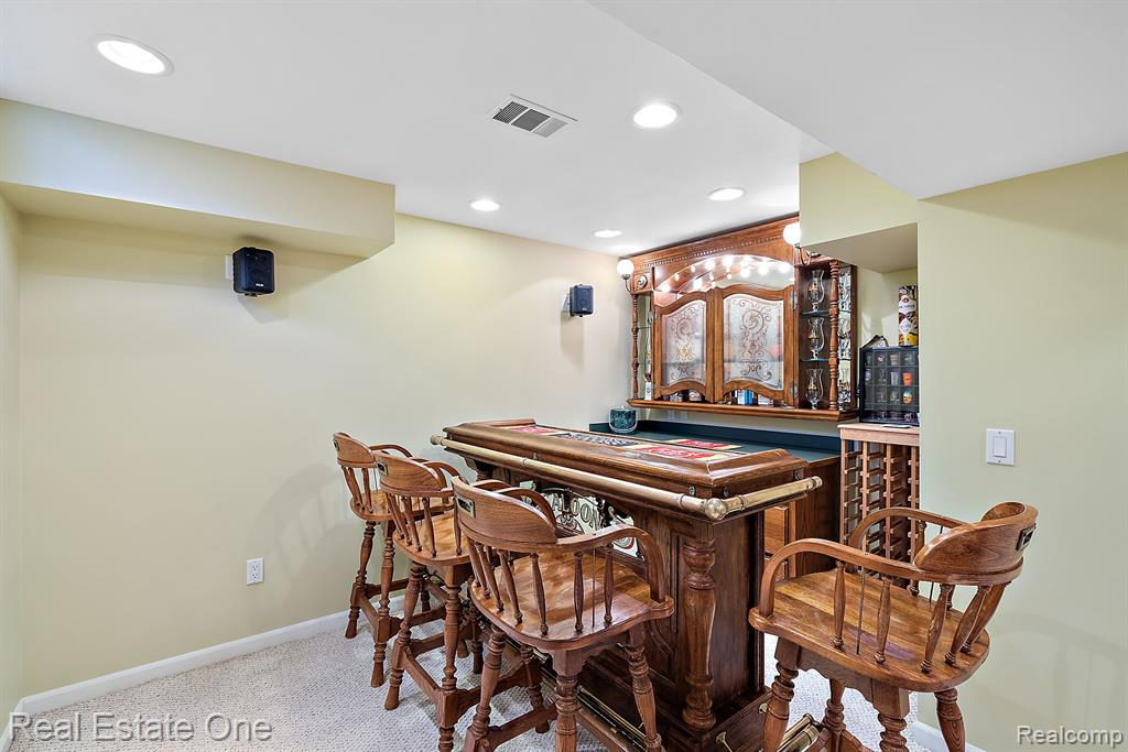 1276 Pembroke Drive Rochester Hills, MI 48307 - Photo 34 of 49