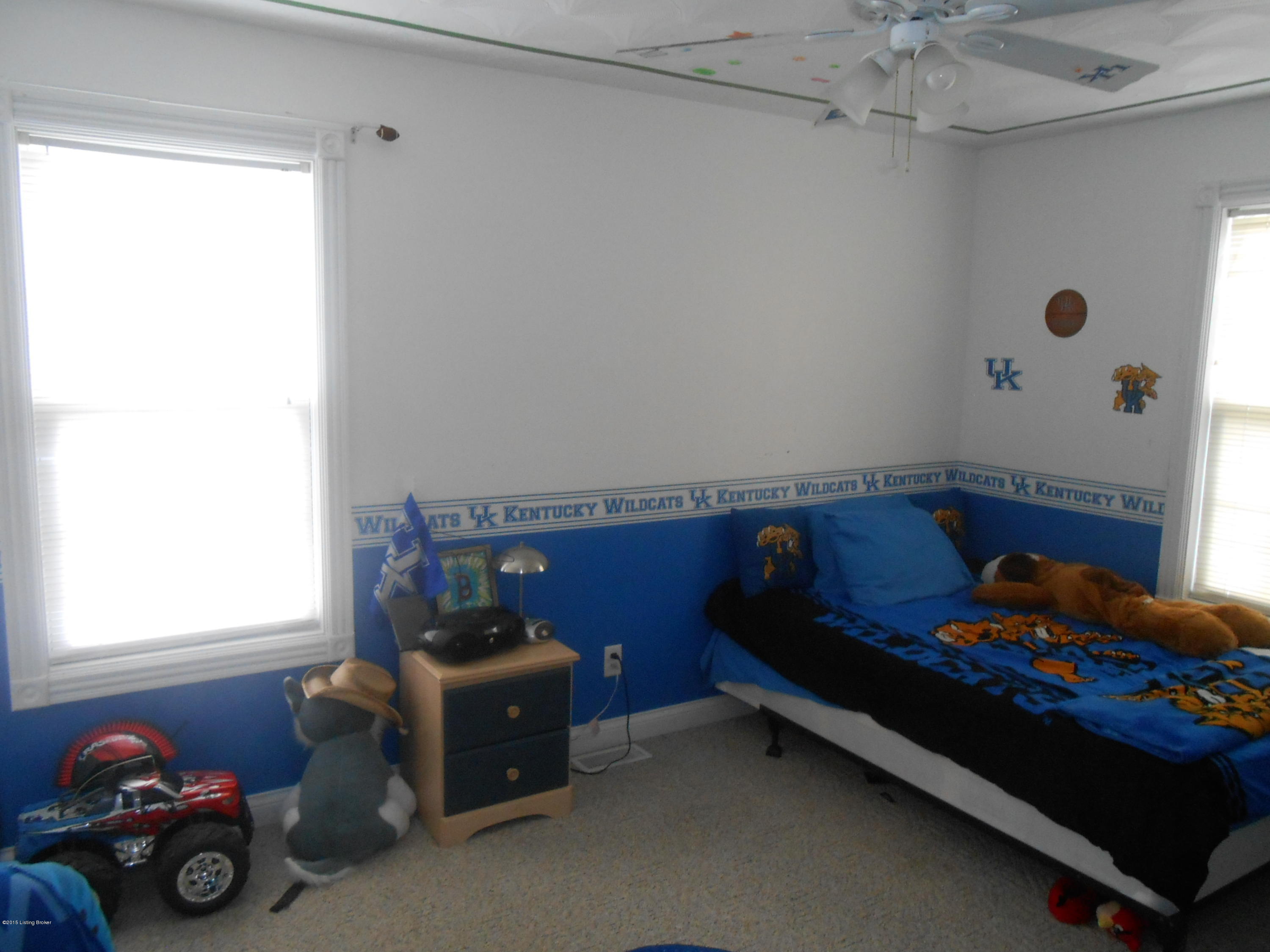 3895 Holy Cross Road Loretto, KY 40037 - Photo 34 of 39 3895 Holy Cross Rd 016