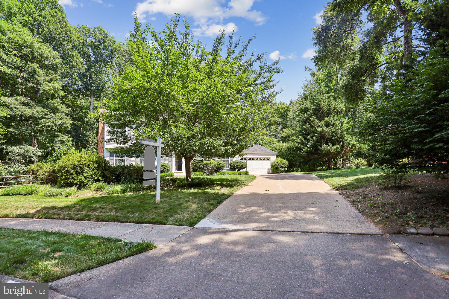 2403 Andorra Place Reston, VA 20191 - Photo 35 of 55 Driveway