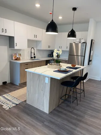 $1,928 | 580 Columbia Turnpike, Unit 208, East Greenbush, NY 12061