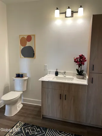 $1,928 | 580 Columbia Turnpike, Unit 208, East Greenbush, NY 12061