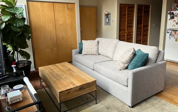 $2,100 | 1500 West Monroe Street, Unit 211, Chicago, IL 60607