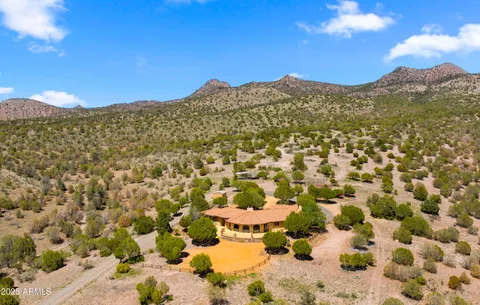 $998,000 | 6600 West Rambling Road, Prescott, AZ 86305