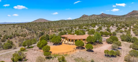 $998,000 | 6600 West Rambling Road, Prescott, AZ 86305