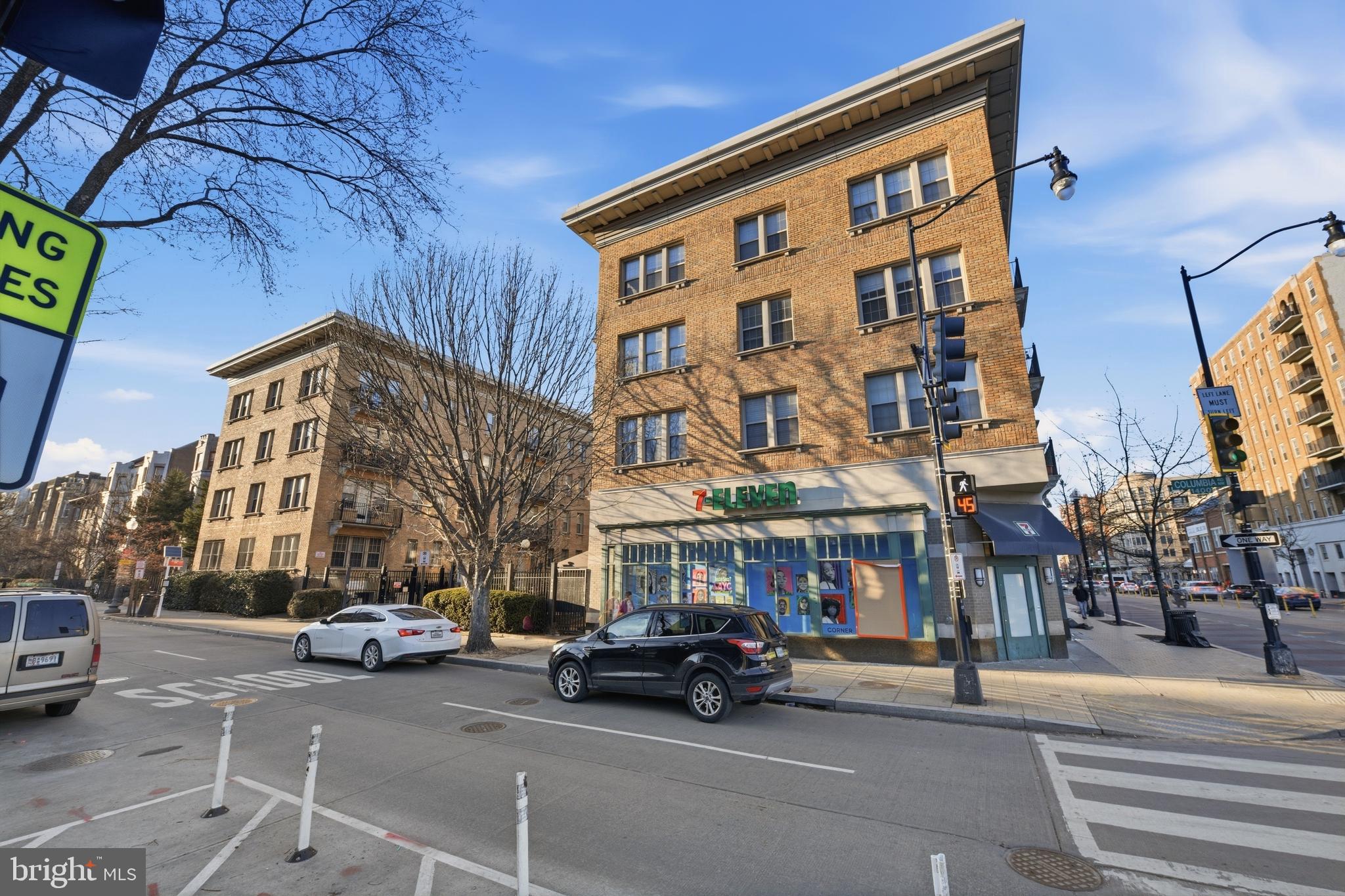 1401 Columbia Road Northwest, Unit 414 Washington, DC 20009 - Photo 38 of 39