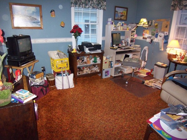 20 Moon Road Lynn, MA 01904 - Photo 21 of 26 Gallery Image 21