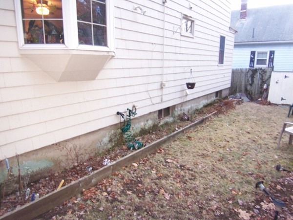 20 Moon Road Lynn, MA 01904 - Photo 25 of 26 Gallery Image 25