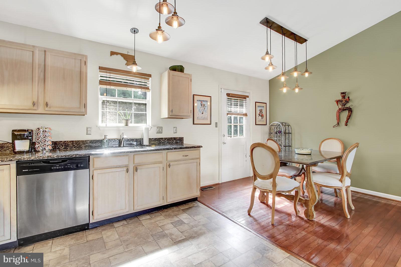1157 Caton Road Hampstead, MD 21074 - Photo 6 of 22 Kitchen