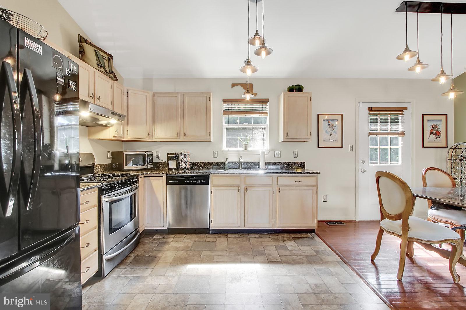 1157 Caton Road Hampstead, MD 21074 - Photo 8 of 22 Kitchen