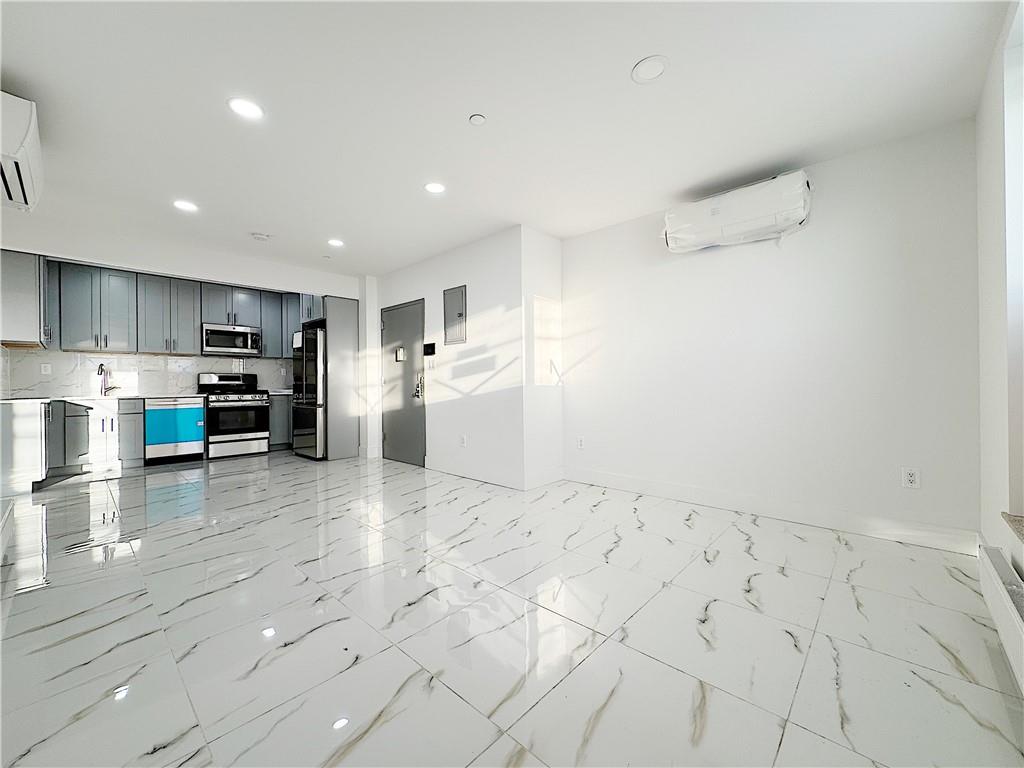 2819 West 17th Street, Unit 1A Brooklyn, NY 11224 - Photo 4 of 12