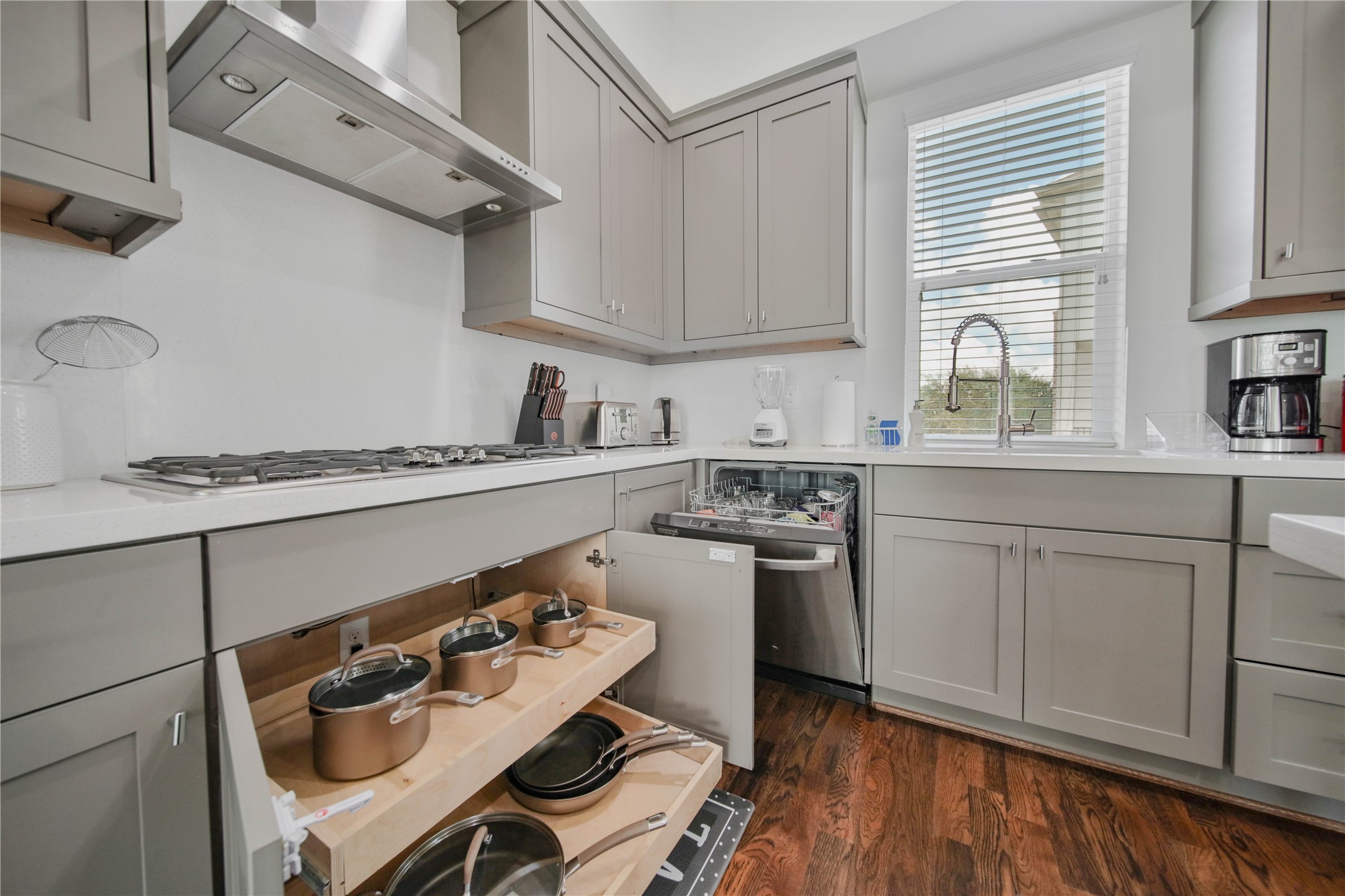 2004 Rosedale Street, Unit A Houston, TX 77004 - Photo 6 of 20