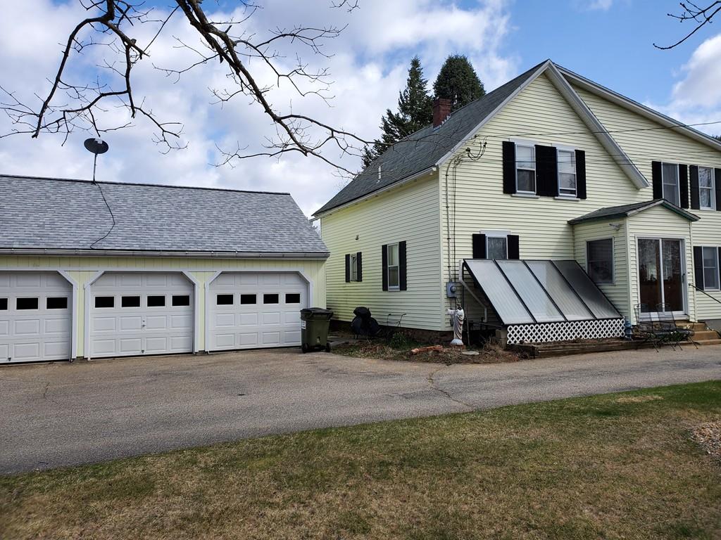 18 North Brookfield Road Spencer, MA 01562 - Photo 2 of 3 Gallery Image 2