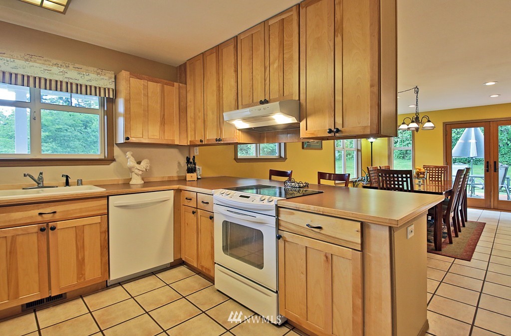 3410 Craw Road Langley, WA 98260 - Photo 6 of 23 Gallery Image 6