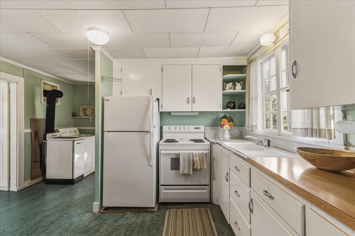 504 Reach Road Sedgwick, ME 04673 - Photo 13 of 49 504reach - 13