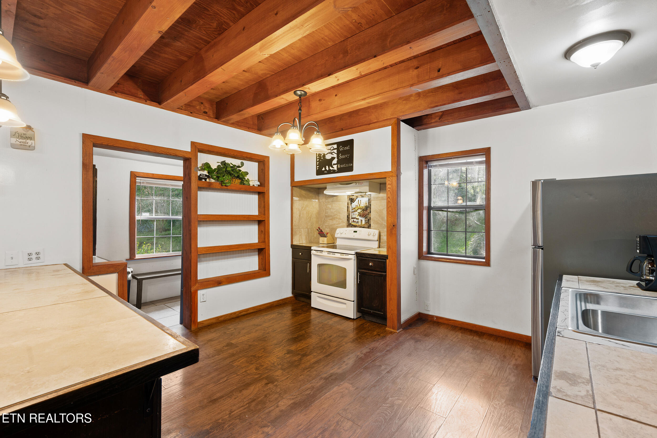 4346 Grindstone Ridge Road Pigeon Forge, TN 37863 - Photo 10 of 43 10_4346 grindstone 010