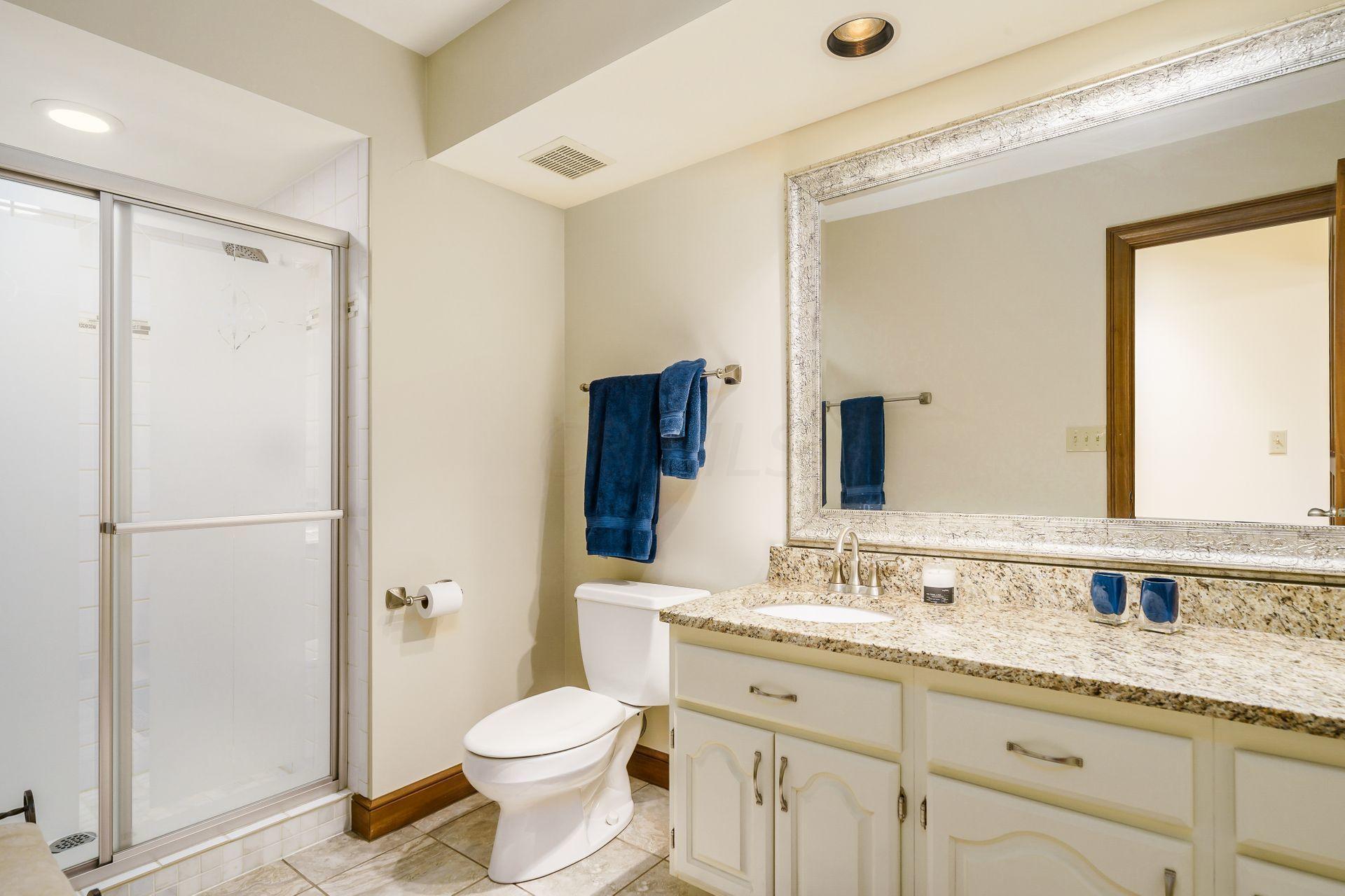 4347 Sawmill Road Columbus, OH 43220 - Photo 34 of 36