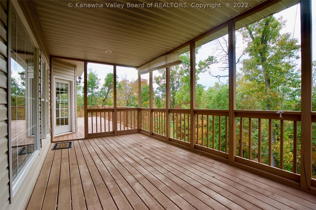 406 Tea Table Road Nitro, WV 25143 - Photo 27 of 30 Gallery Image 27
