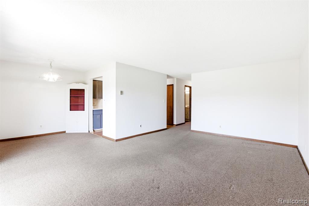 1900 River Road, Unit 2 Marysville, MI 48040 - Photo 12 of 30
