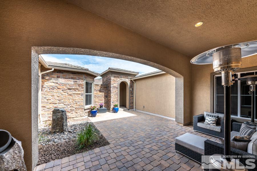9875 Firefoot Lane Reno, NV 89521 - Photo 4 of 29 a living room with furniture