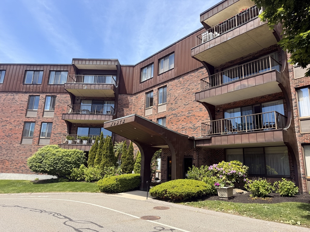 1006 Paradise Road, Unit N3R Swampscott, MA 01907 - Photo 34 of 35