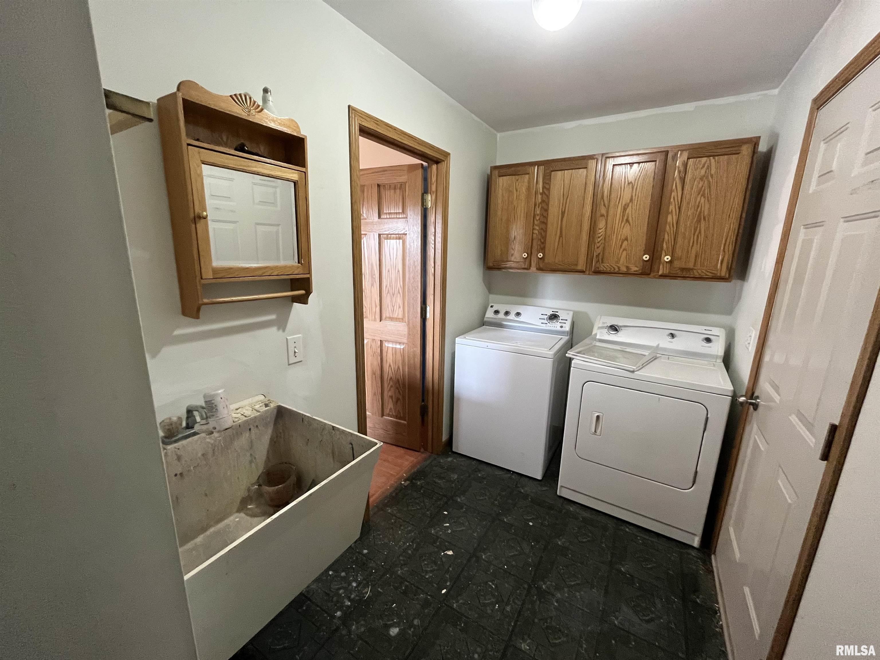 21203 Lincoln Road Sterling, IL 61081 - Photo 8 of 18 Gallery Image 8