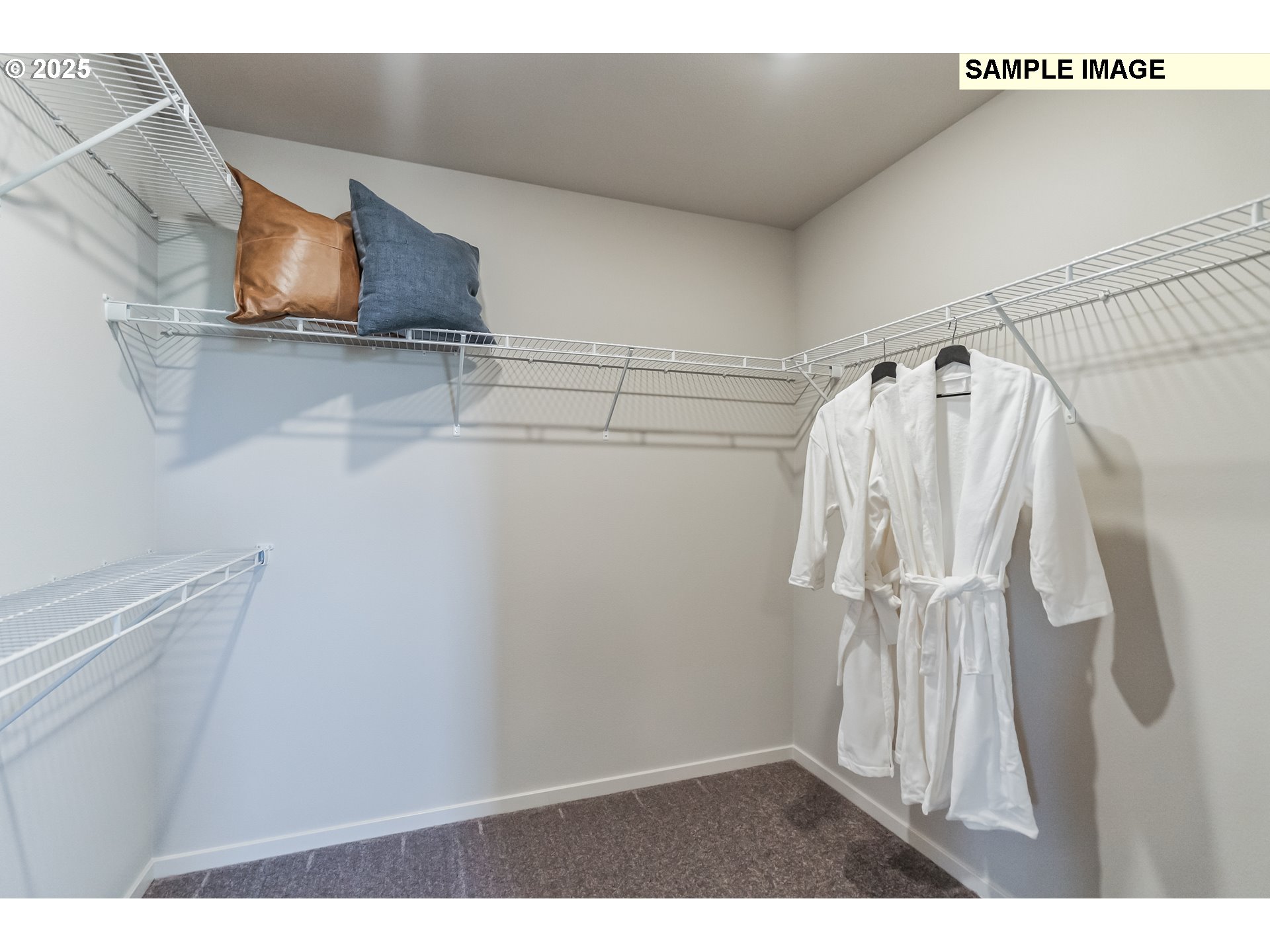 728 Merriott Lane Woodburn, OR 97071 - Photo 24 of 36