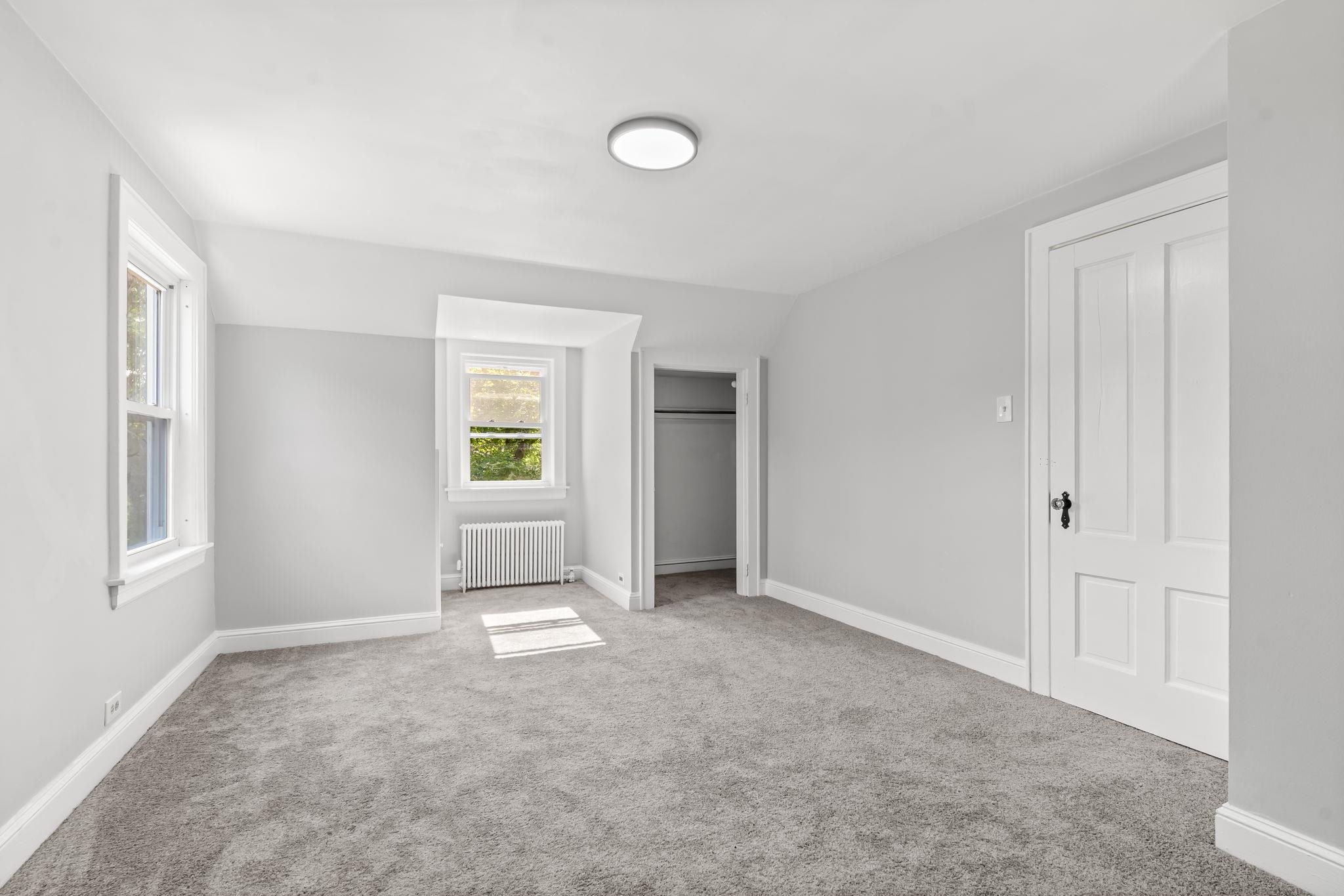857 Union Street Manchester, NH 03104 - Photo 25 of 33