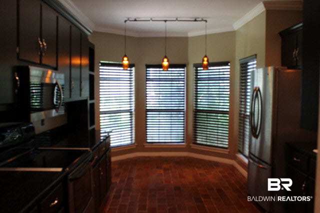 117 Ferncliff Circle Daphne, AL 36526 - Photo 2 of 13 Kitchen
