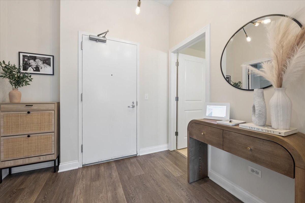 230 West Division Street, Unit 602 Chicago, IL 60610 - Photo 18 of 25