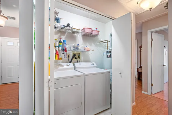 $290,000 | 9 Spruce Avenue, Hammonton, NJ 08037