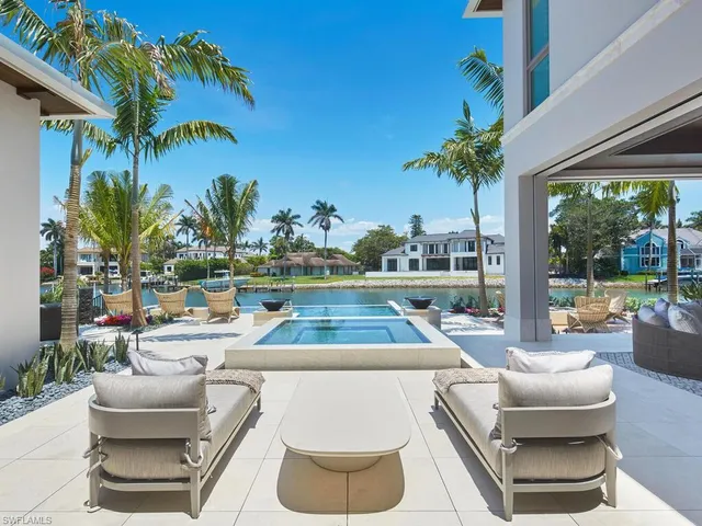 a view of a house with outdoor space