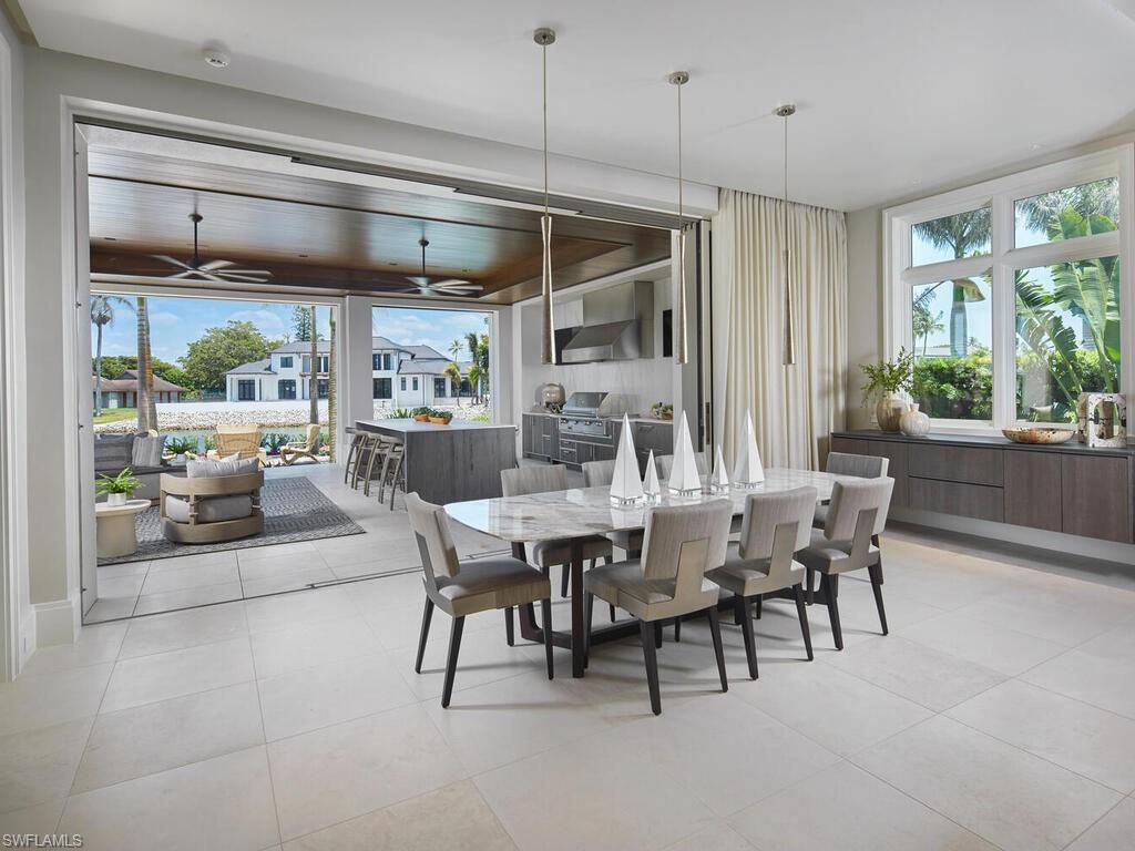 3233 Gin Lane Naples, FL 34102 - Photo 7 of 38