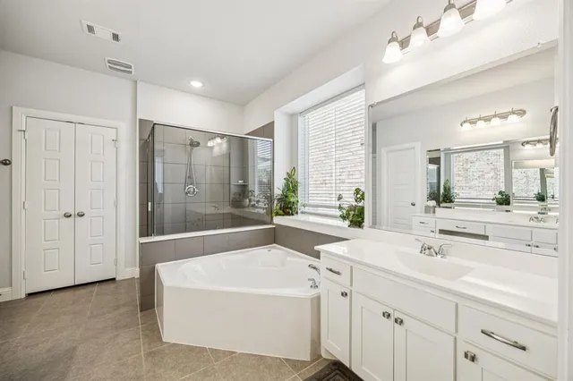 $480,000 | 809 Nathanael Greene Court, Aubrey, TX 76227